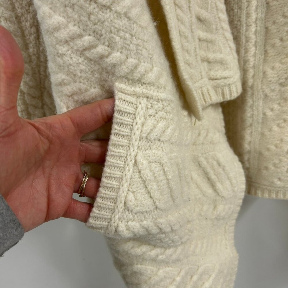 Aran Crafts 100% Merino Wool Irish Cable Knit Cardigan XL Old Money Preppy Luxe - Picture 2 of 8